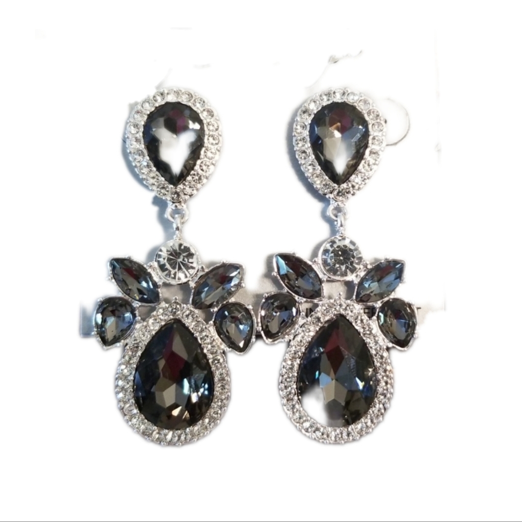 Gemma Layne Earrings Black